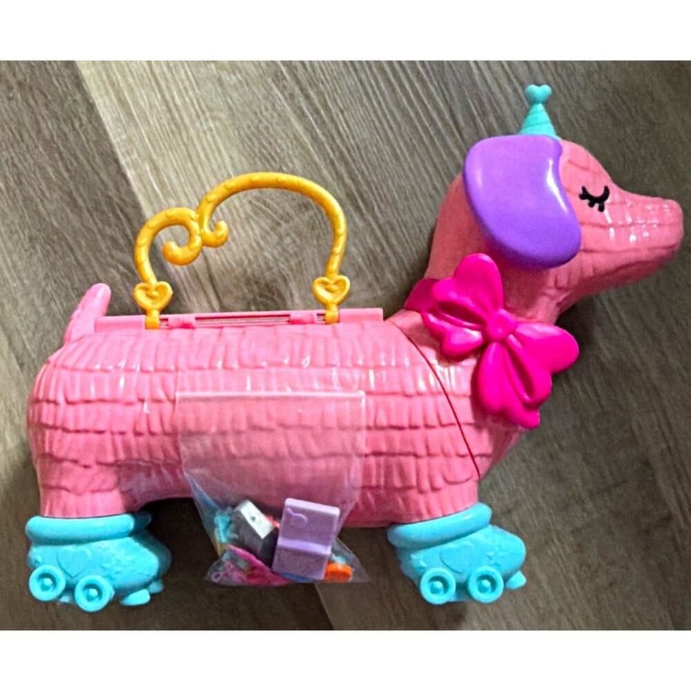 Polly Pocket Party Dog Set with two dolls and Accessories A14
